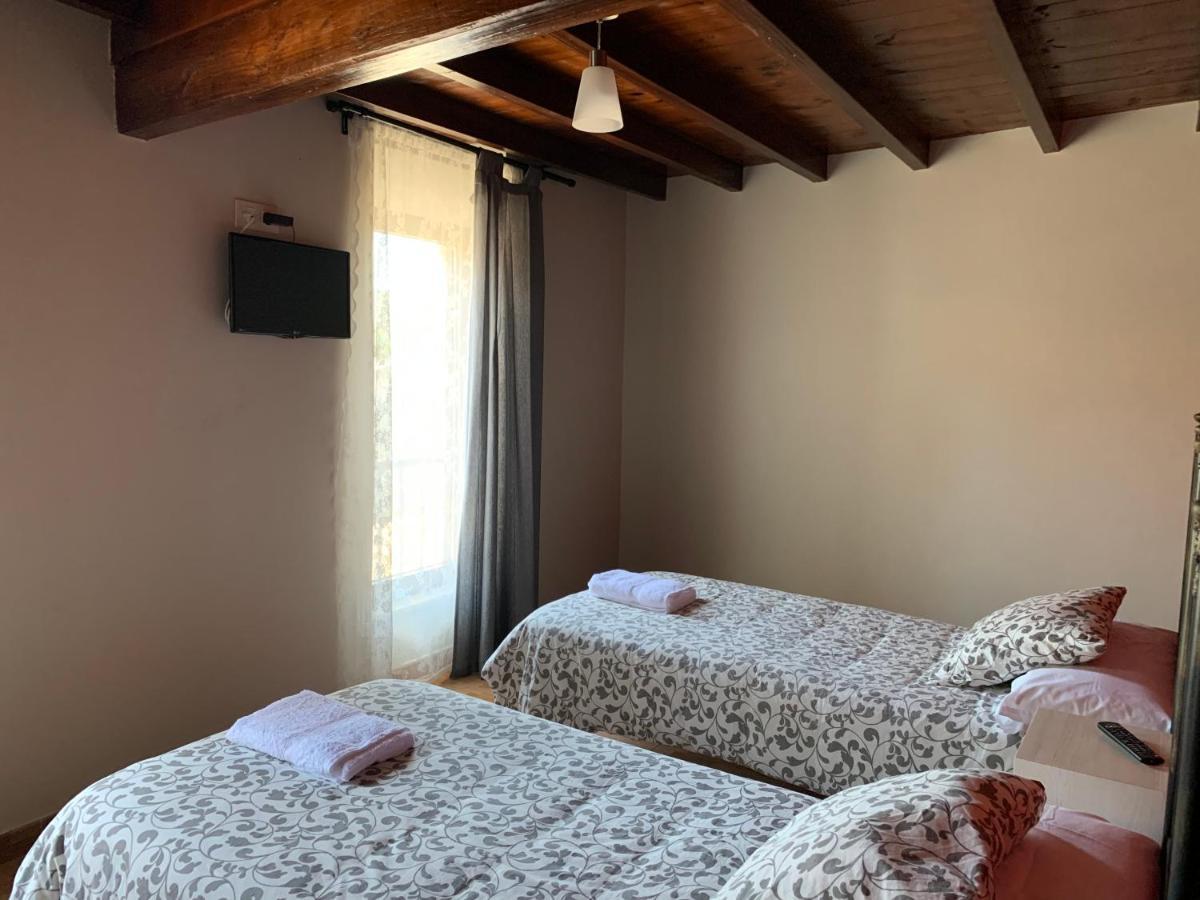 Mazaricos Albergue Ponte Olveira מראה חיצוני תמונה